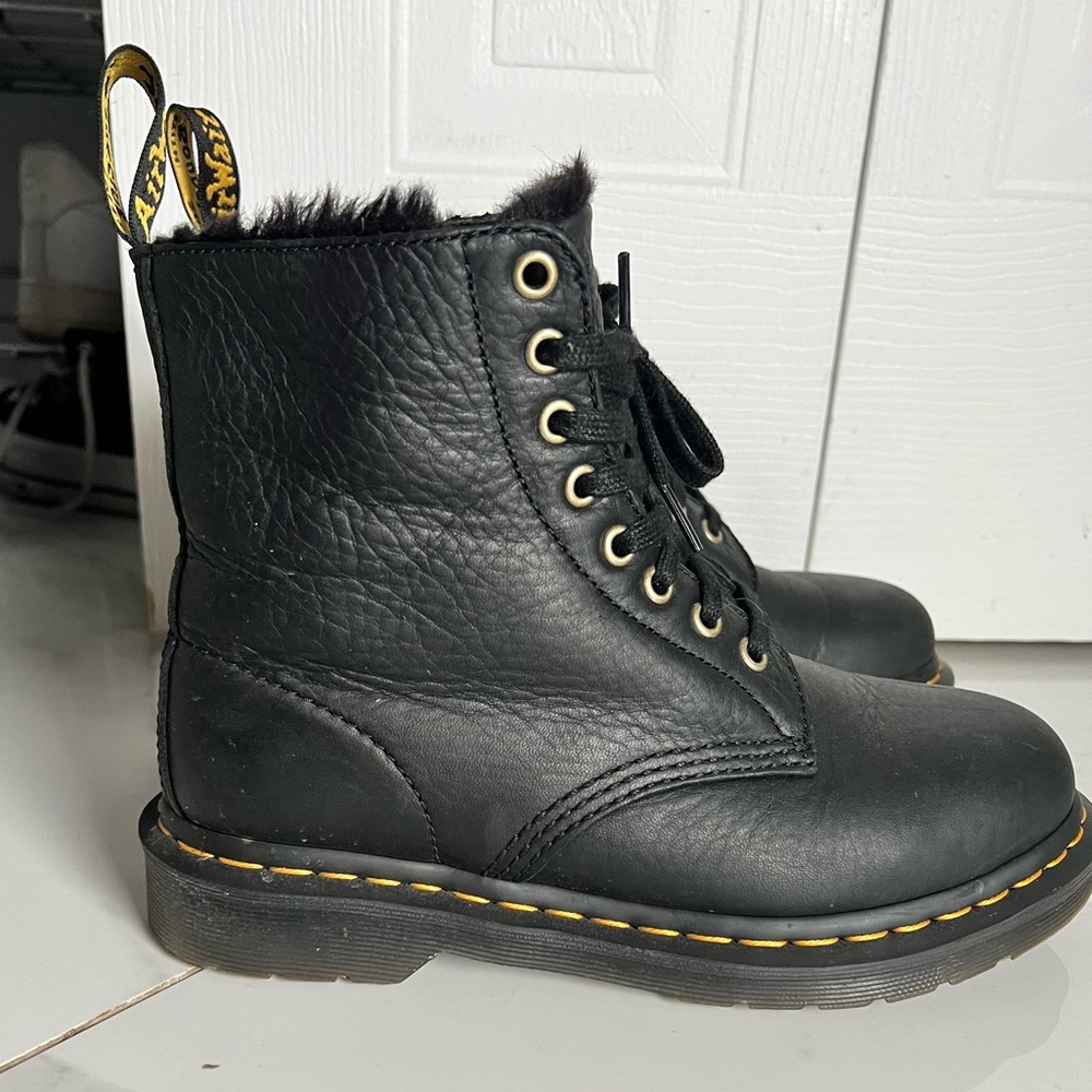 Doc martens woman’s fur lined